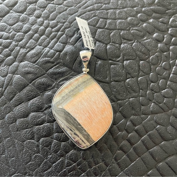 One of a kind brecciated jasper sterling silver pendant - Picture 8 of 9